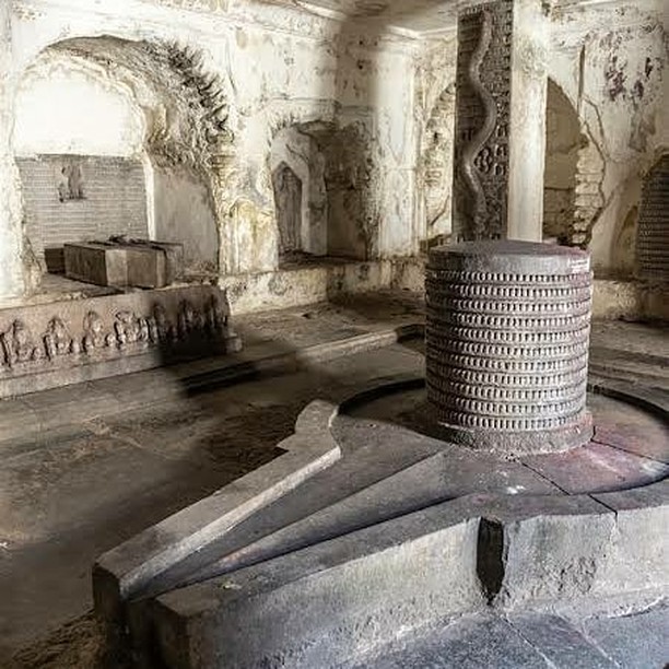 Shivaling Pateshwar