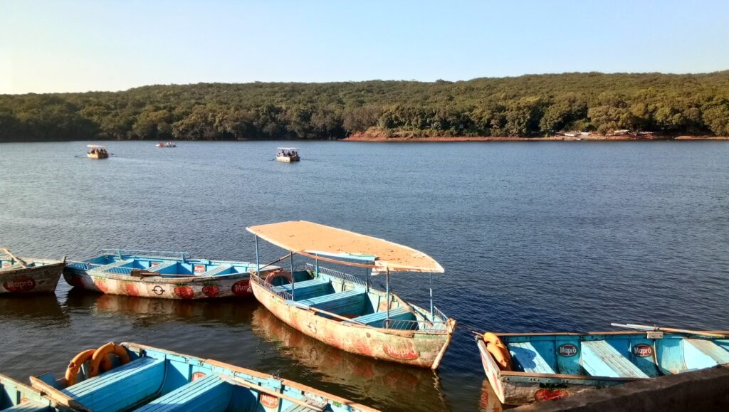Boating in Venna Lake